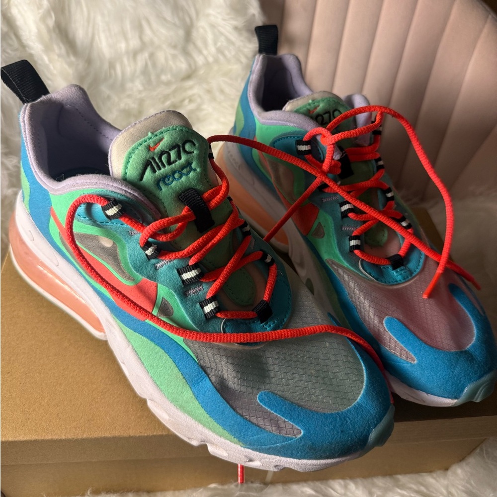 Nike AIR 270 REACT Multicolor Sneakers with translucent accents! Women’s size 6!